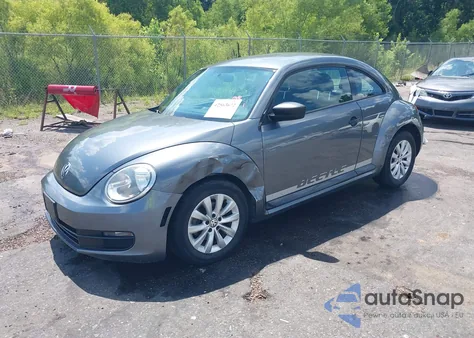 2013 Volkswagen Beetle 2.5L Entry из США, поврежденный, VIN 3VWFP7AT9DM662473
